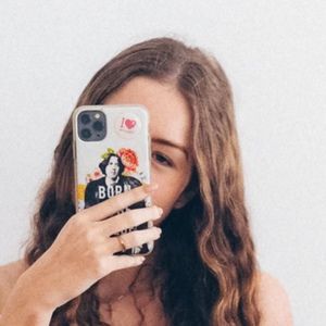 Meet your Posher, Dana